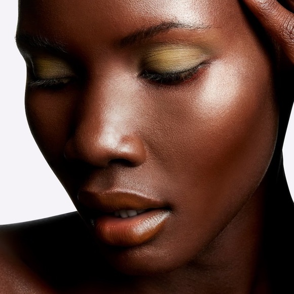 x1 MAC GOLD DEPOSIT MINERALIZE SKINFINISH BRAND NEW BOXED - Picture 7 of 16